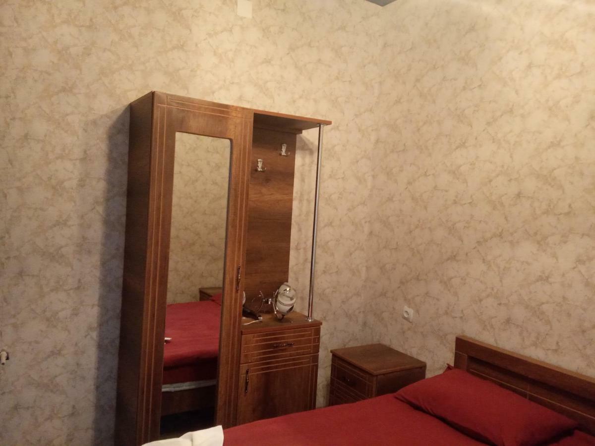 Guest House Tavaduri Местія Екстер'єр фото